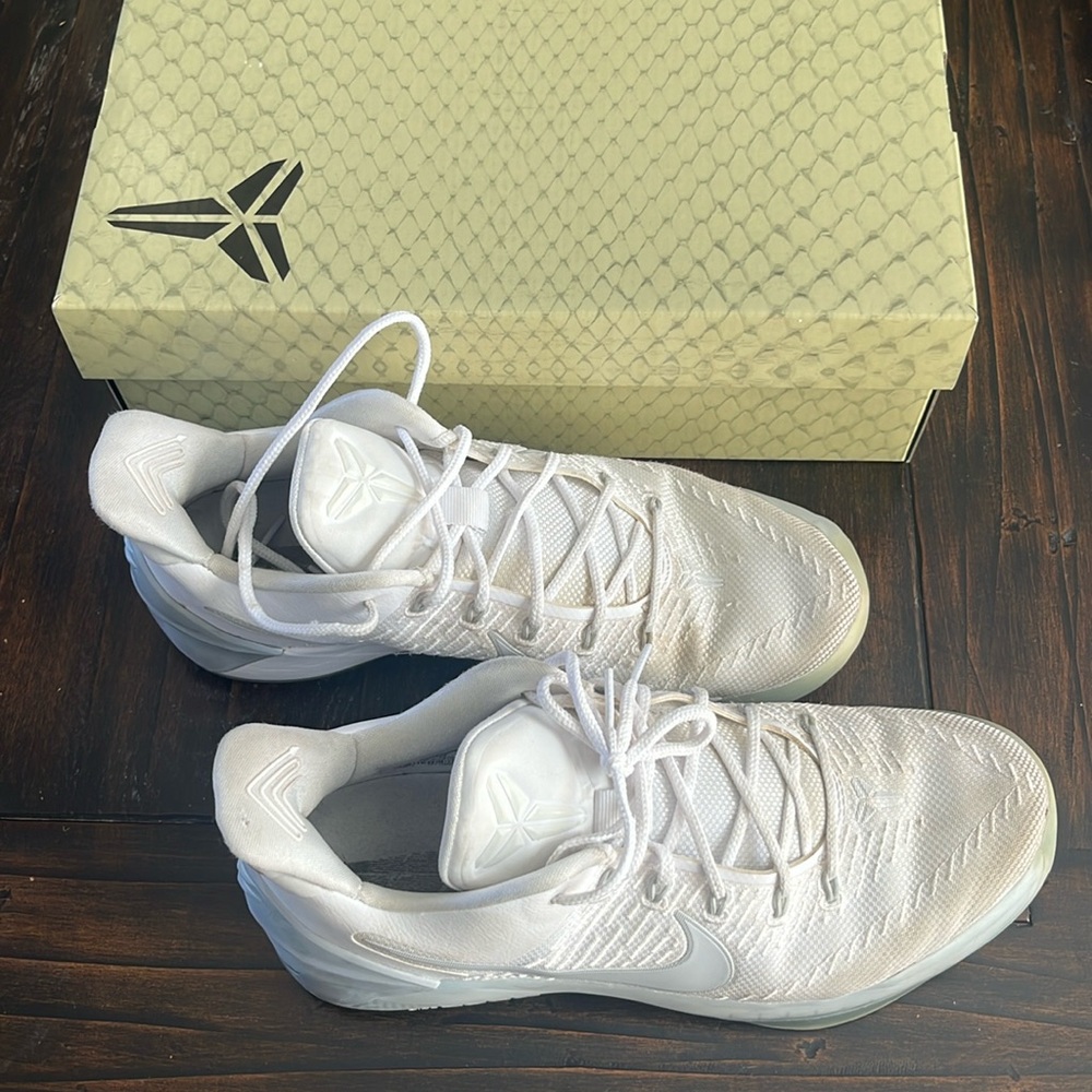 Nike Kobe A.D. size 8.5 men's white, worn - includes box